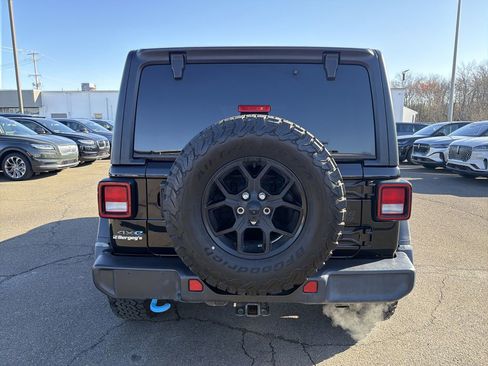 Used 2024 Jeep Wrangler Unlimited AWD/4WD image 4