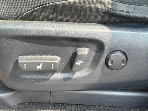 Used 2015 Toyota 4Runner SR5 RWD image 9