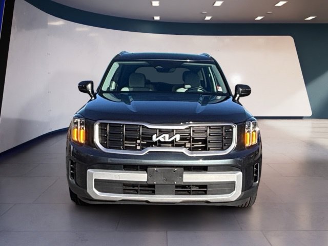 Certified 2024 Kia Telluride S w/ S Sunroof Package AWD/4WD image 8