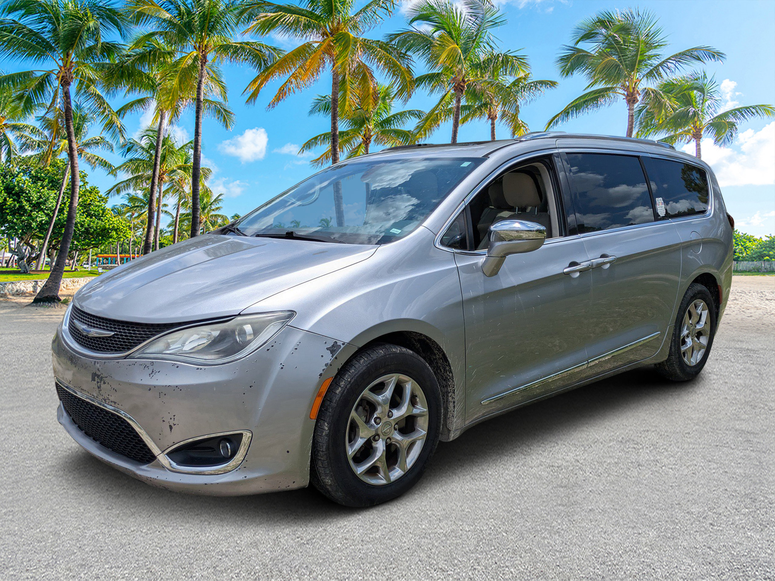 Used 2019 Chrysler Pacifica Limited FWD image 7