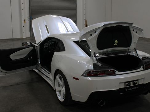 Used 2014 Chevrolet Camaro SS w/ RS Package RWD image 28