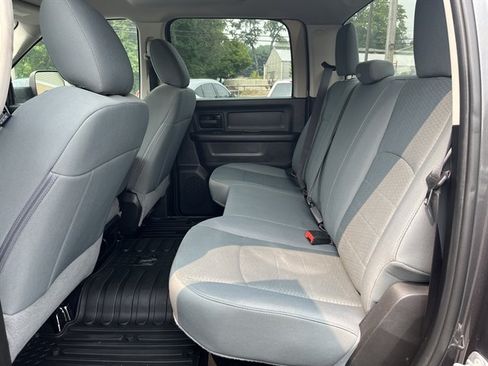 Used 2018 RAM 2500 Tradesman w/ Chrome Appearance Group AWD/4WD image 28