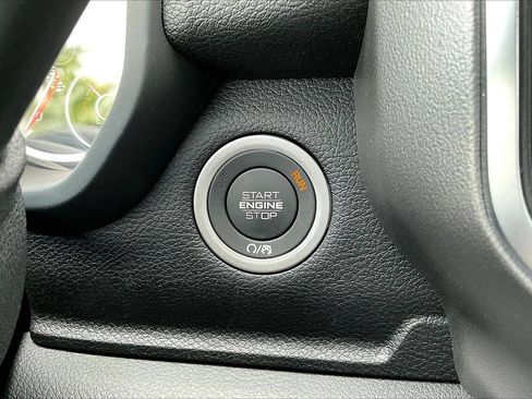 New 2026 RAM 3500 Big Horn AWD/4WD image 16