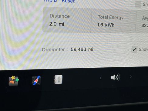 Used 2023 Tesla Model Y Long Range image 40