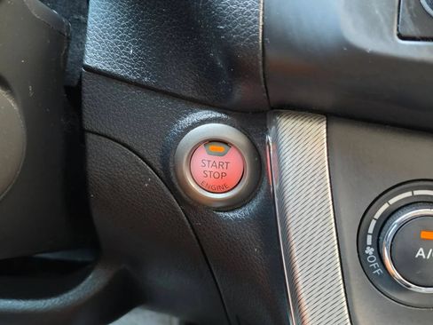 Used 2015 Nissan Sentra SR FWD image 25
