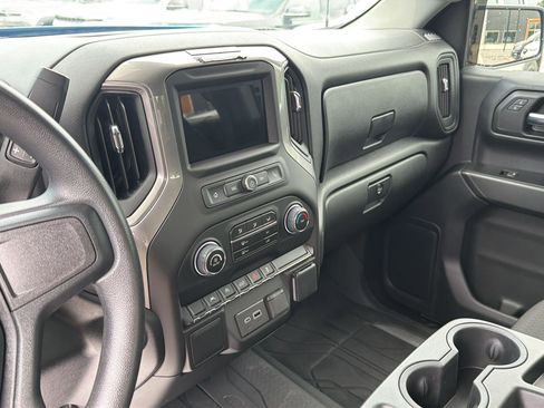 Used 2024 Chevrolet Silverado 1500 Custom w/ Rally Edition AWD/4WD image 15