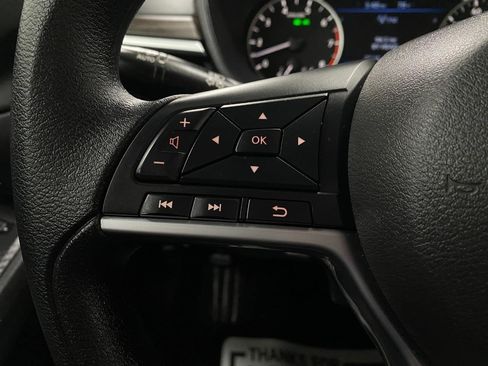 Certified 2025 Nissan Altima 2.5 SV FWD image 14