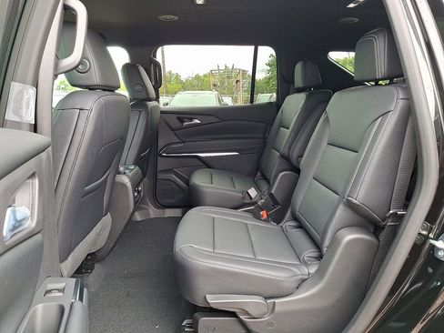 New 2026 Chevrolet Traverse LT w/ Driver Confidence Package image 34