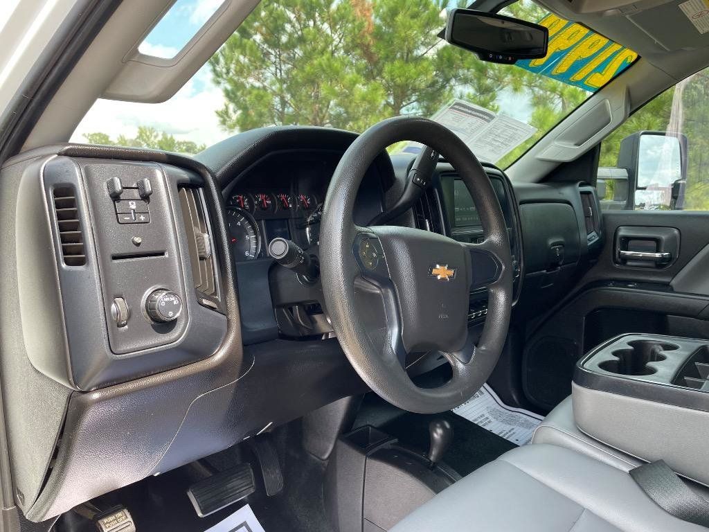 Used 2019 Chevrolet Silverado 2500 W/T w/ WT Convenience Package AWD/4WD image 8