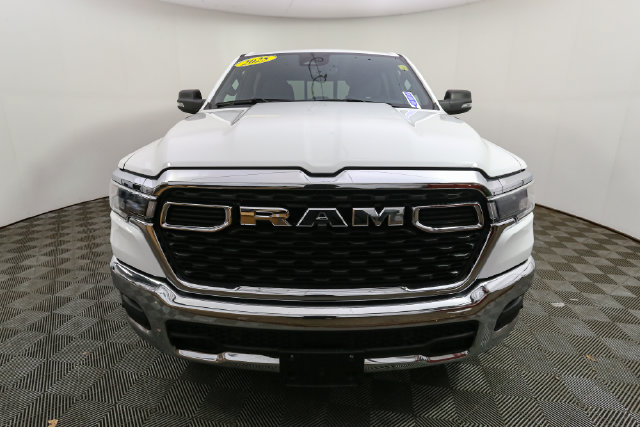 Used 2025 RAM 1500 Big Horn AWD/4WD image 4
