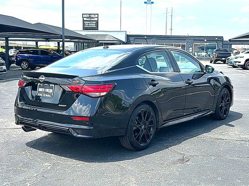 Used 2025 Nissan Sentra SR w/ Midnight Edition FWD image 8