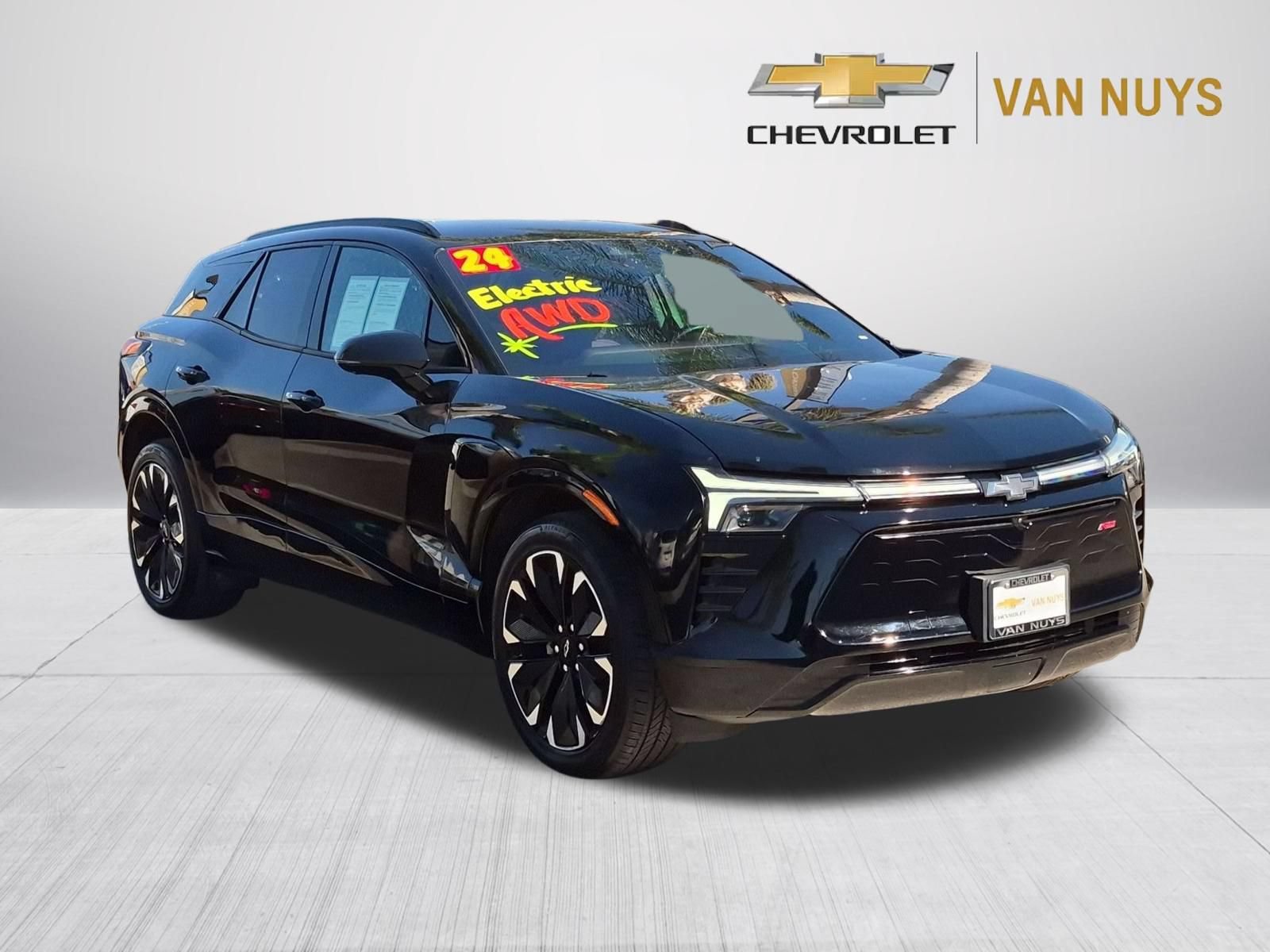 Used 2024 Chevrolet Blazer EV RS AWD/4WD image 3