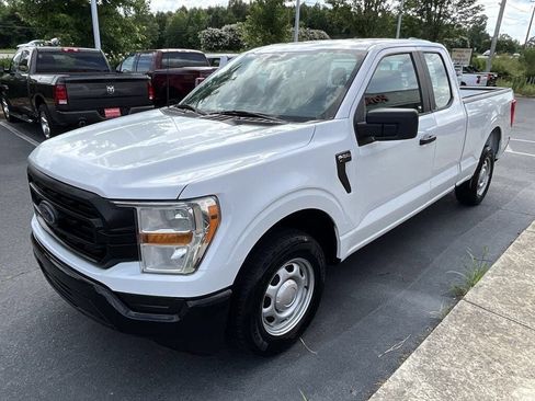 Used 2022 Ford F150 XL w/ Equipment Group 101A High RWD image 3