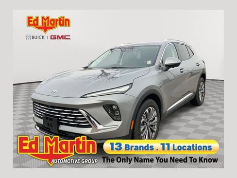 Certified 2025 Buick Envision Preferred image 1