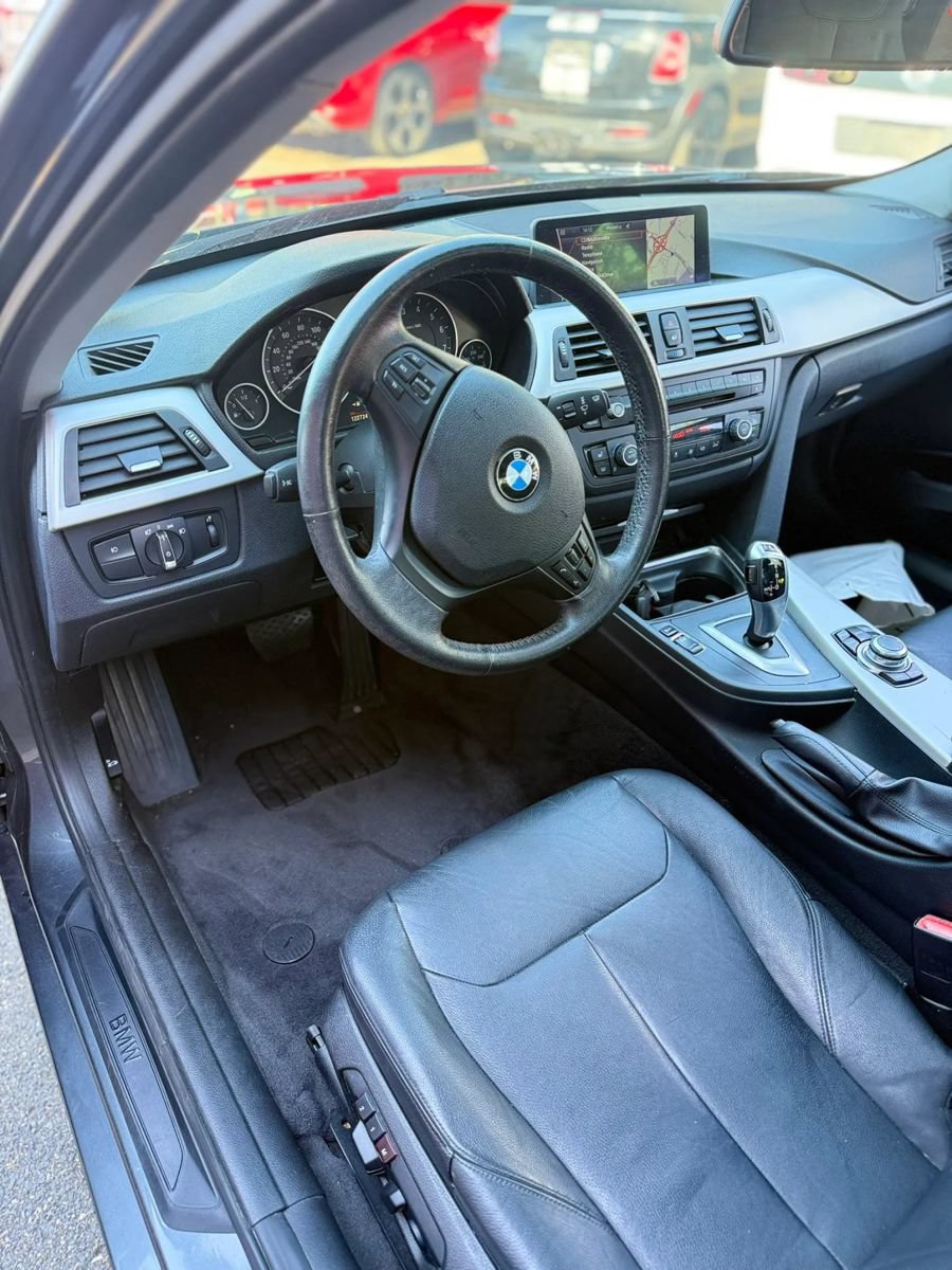 Used 2013 BMW 328i xDrive Sedan AWD/4WD image 9