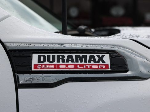 Used 2020 GMC Sierra 2500 AT4 w/ AT4 Premium Package image 39