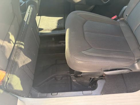 Used 2023 Chrysler Voyager LX FWD image 27