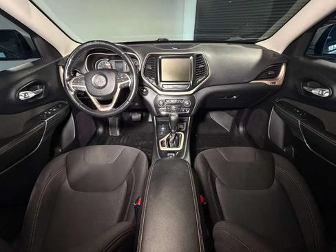 Used 2016 Jeep Cherokee Latitude w/ Comfort/Convenience Group AWD/4WD image 21