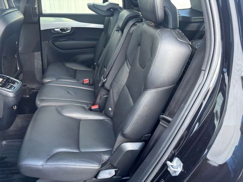 Used 2017 Volvo XC90 T6 Momentum w/ Vision Package image 27