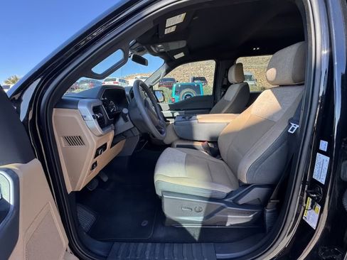Used 2023 Ford F150 XLT image 9