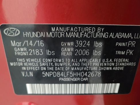 Used 2017 Hyundai Elantra SE image 33