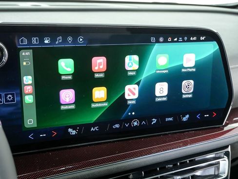 New 2026 Chevrolet Traverse Z71 w/ Driver Confidence Package image 15