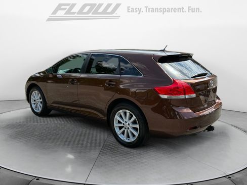 Used 2012 Toyota Venza LE FWD image 6