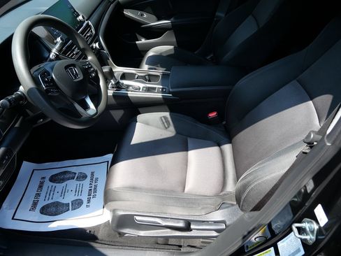 Used 2018 Honda Accord LX image 10