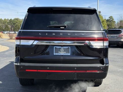 Used 2024 Lincoln Navigator Reserve AWD/4WD image 7