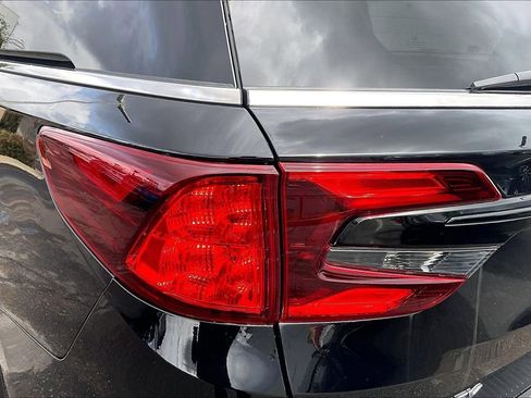 Used 2025 Honda Odyssey Sport-L image 11