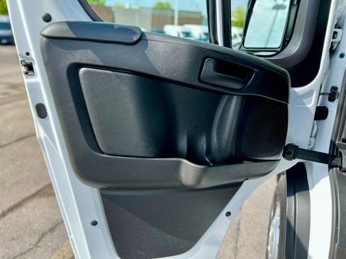 Used 2023 RAM ProMaster 2500 image 13