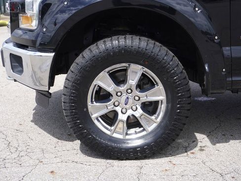 Used 2016 Ford F150 Lariat w/ Equipment Group 501A Mid AWD/4WD image 10
