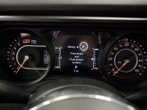 New 2026 Jeep Wrangler Unlimited Sahara AWD/4WD image 21