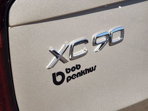 New 2026 Volvo XC90 T8 Plus w/ Protection Package Premier image 30