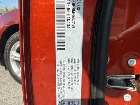 Used 2021 Dodge Charger SXT w/ Leather Interior Group RWD image 26