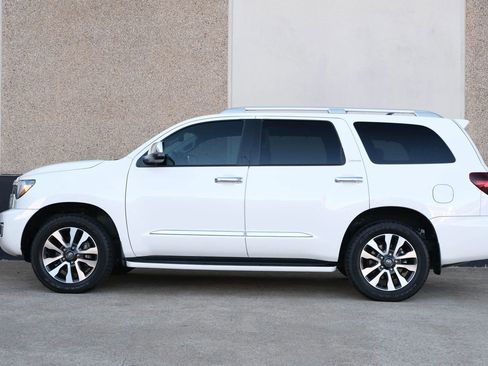 Used 2018 Toyota Sequoia Limited image 6
