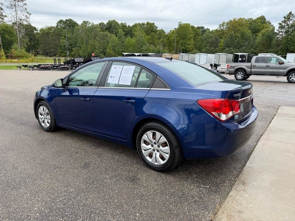 Used 2012 Chevrolet Cruze LS FWD image 6