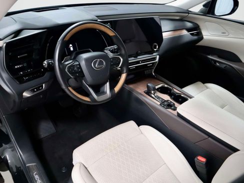 Used 2025 Lexus RX 450h AWD w/ Convenience Package image 26