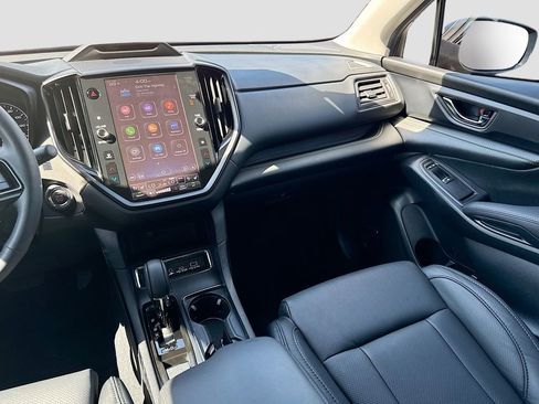 Used 2025 Subaru Ascent Bronze Edition image 32