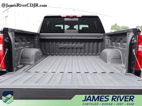 Used 2023 Chevrolet Silverado 1500 ZR2 w/ Technology Package AWD/4WD image 14