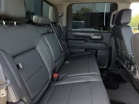 Certified 2024 Chevrolet Silverado 2500 LTZ w/ LTZ Plus Package image 24