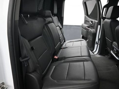 Used 2021 GMC Sierra 1500 SLT AWD/4WD image 21