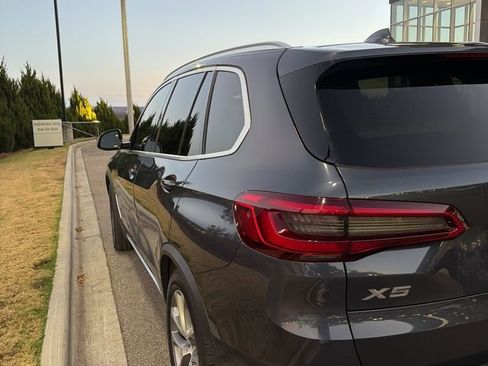 Used 2019 BMW X5 xDrive40i w/ Convenience Package image 7