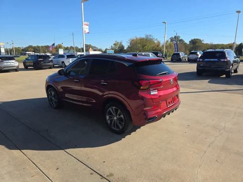 Used 2022 Buick Encore GX Select w/ Sport Touring Package image 6