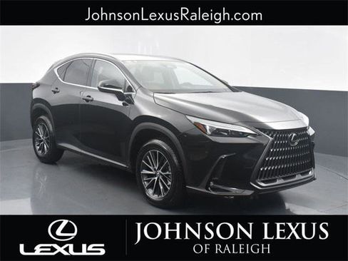 Certified 2023 Lexus NX 250 FWD w/ Towing Package (2000 Lbs) image 3
