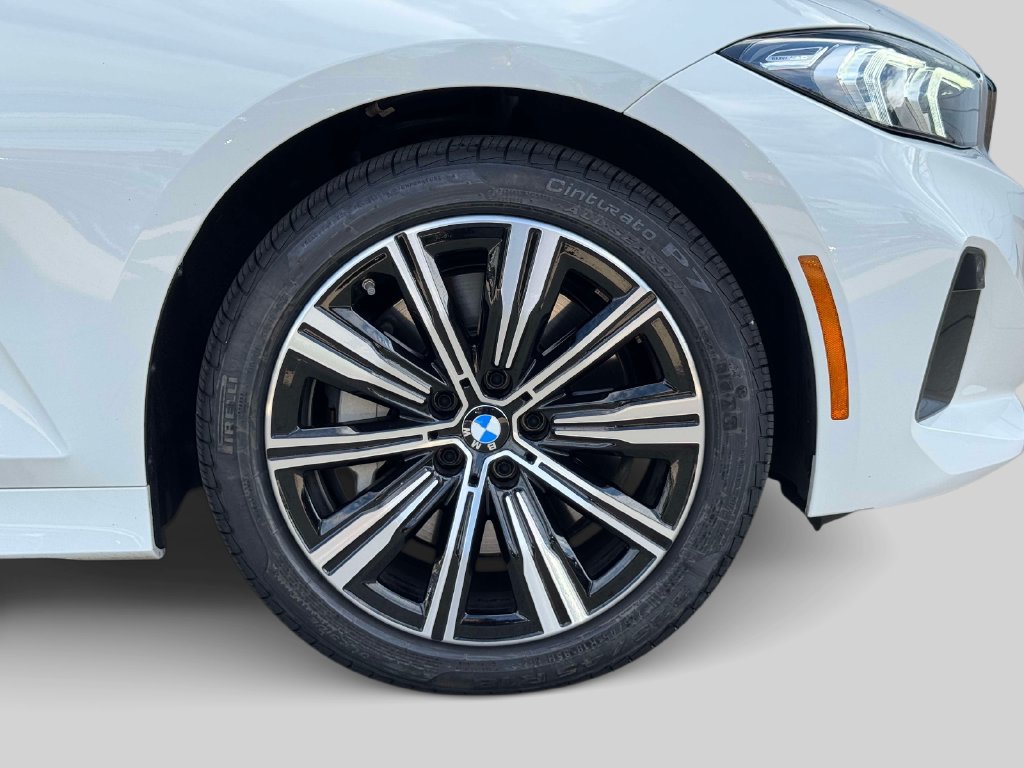 Certified 2026 BMW 330i xDrive Sedan AWD/4WD image 8