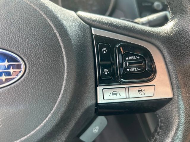 Used 2017 Subaru Outback 2.5i Touring w/ Popular Package #5A AWD/4WD image 25