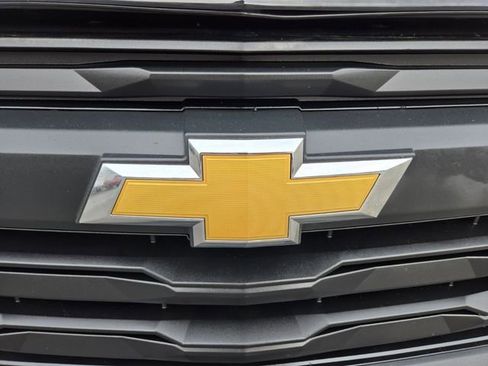 Used 2023 Chevrolet Colorado W/T image 15