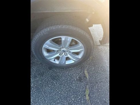 Used 2020 Ford F150 Platinum w/ Equipment Group 701A Luxury AWD/4WD image 12