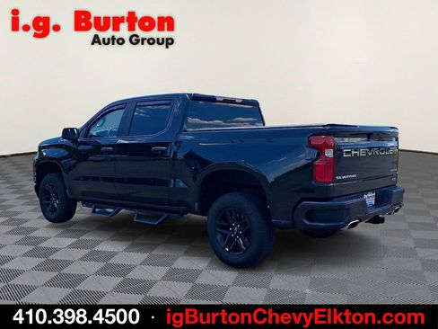 Used 2022 Chevrolet Silverado 1500 Custom Trail Boss AWD/4WD image 4